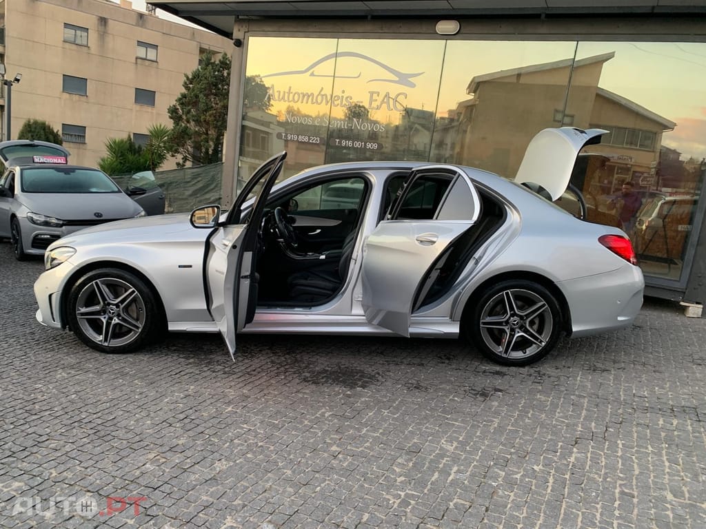 Mercedes-Benz C 300 de AMG Line