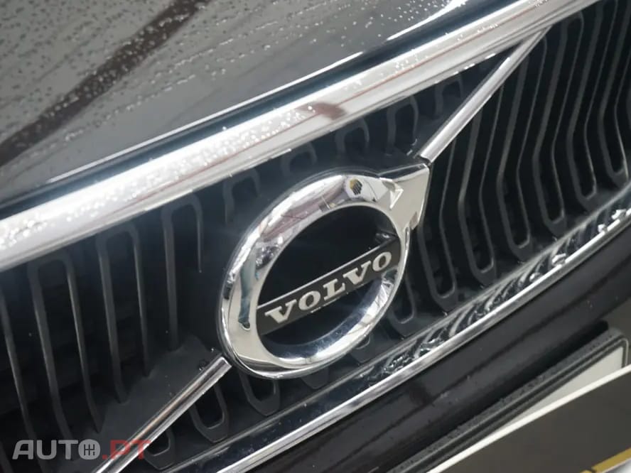 Volvo XC40 2.0 D3 Momentum