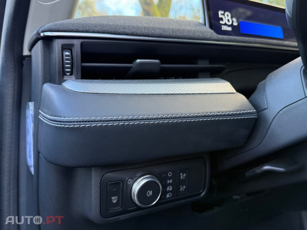 Ford Mustang Mach-E Standard