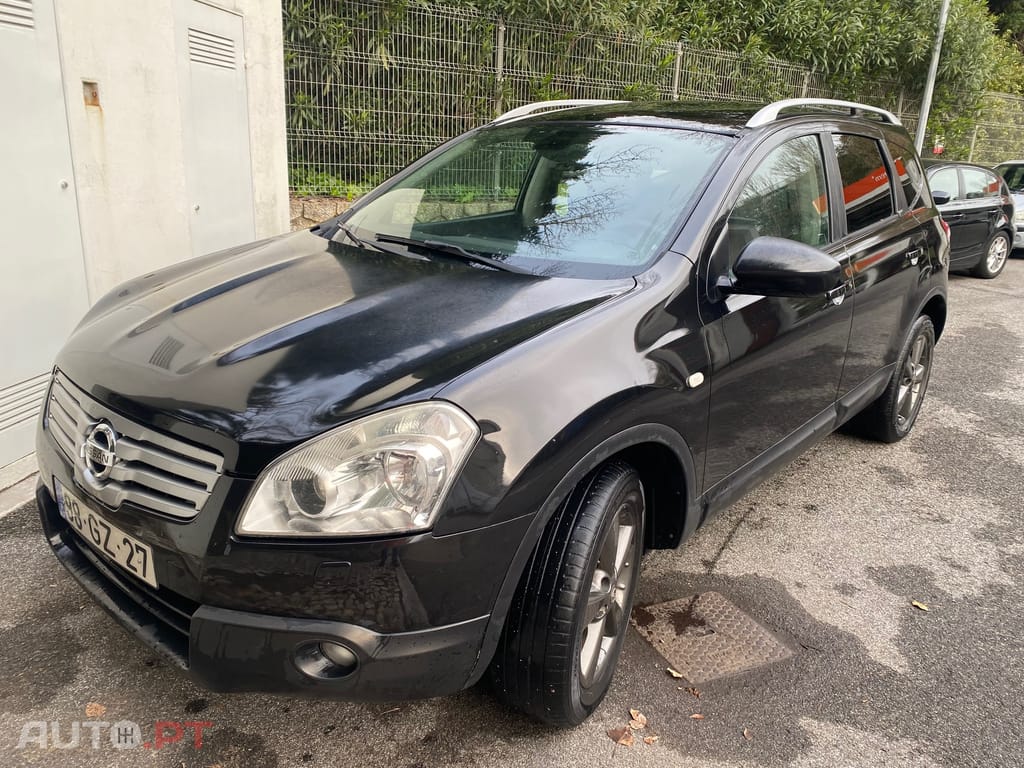 Nissan Qashqai +2 Suv