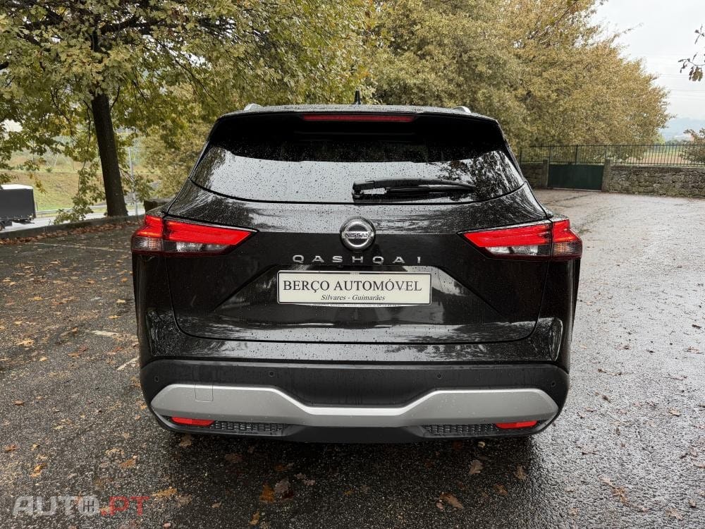 Nissan Qashqai 1.3 DIG-T N-Connecta J18