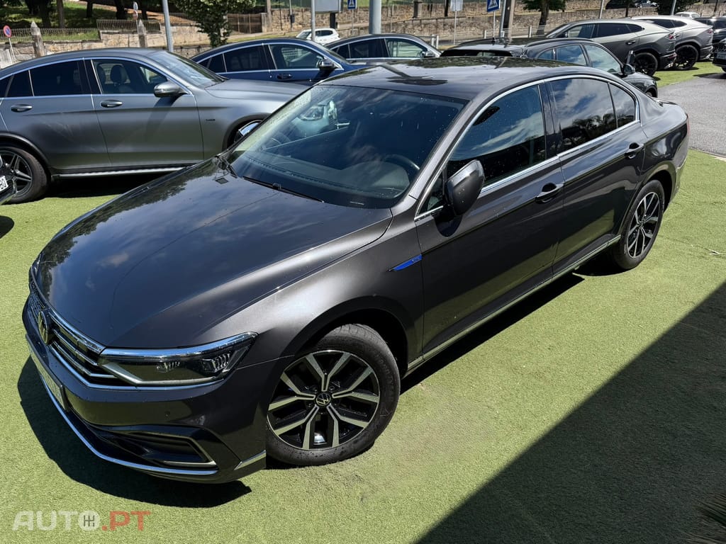 Volkswagen Passat 1.4 TSI GTE+ Plug-in