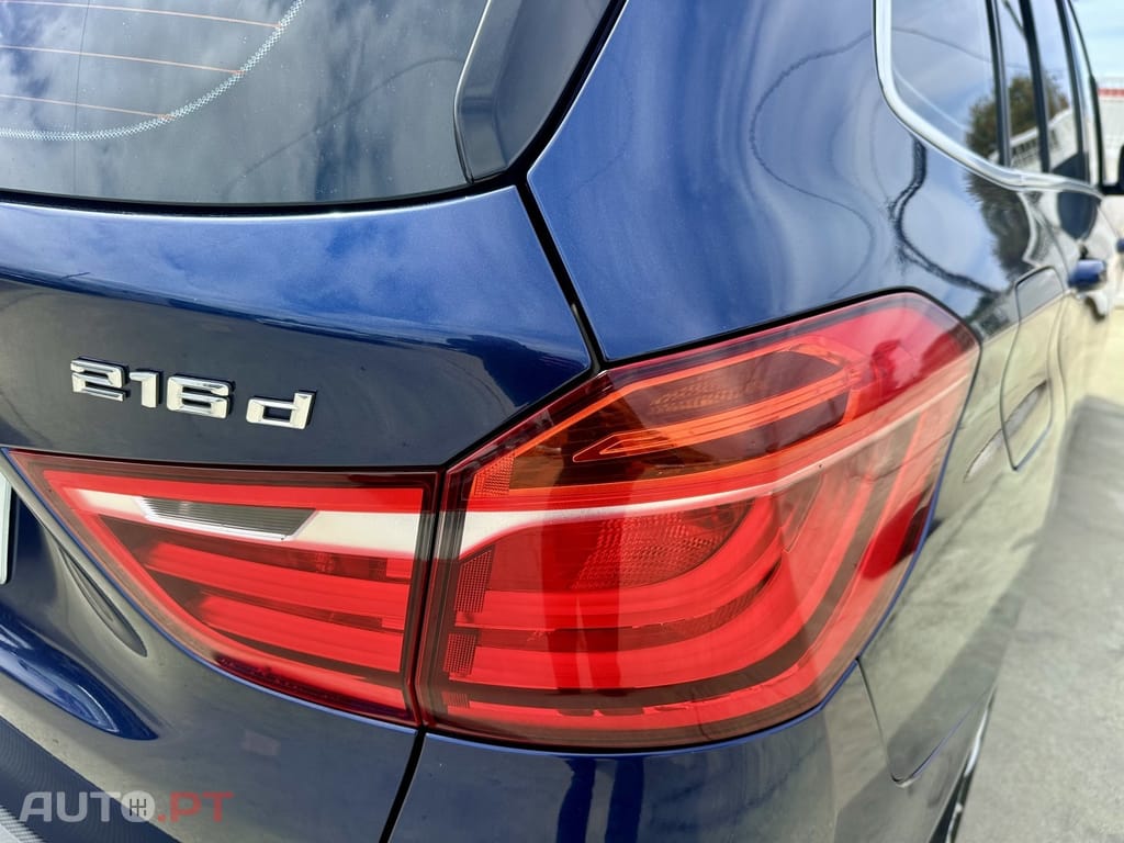 BMW 216 d 7L Line Luxury Auto