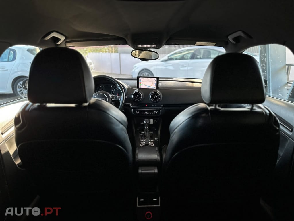 Audi A3 1.6 TDi S-line S tronic