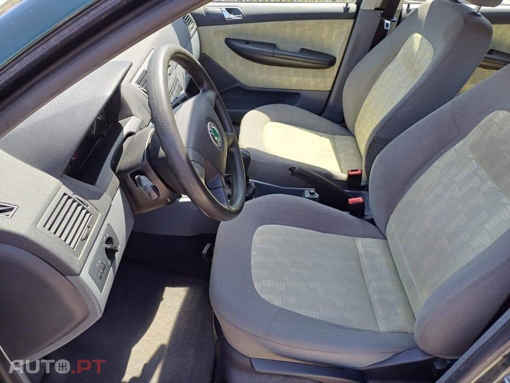 Skoda Fabia 1.4 Comfort AC