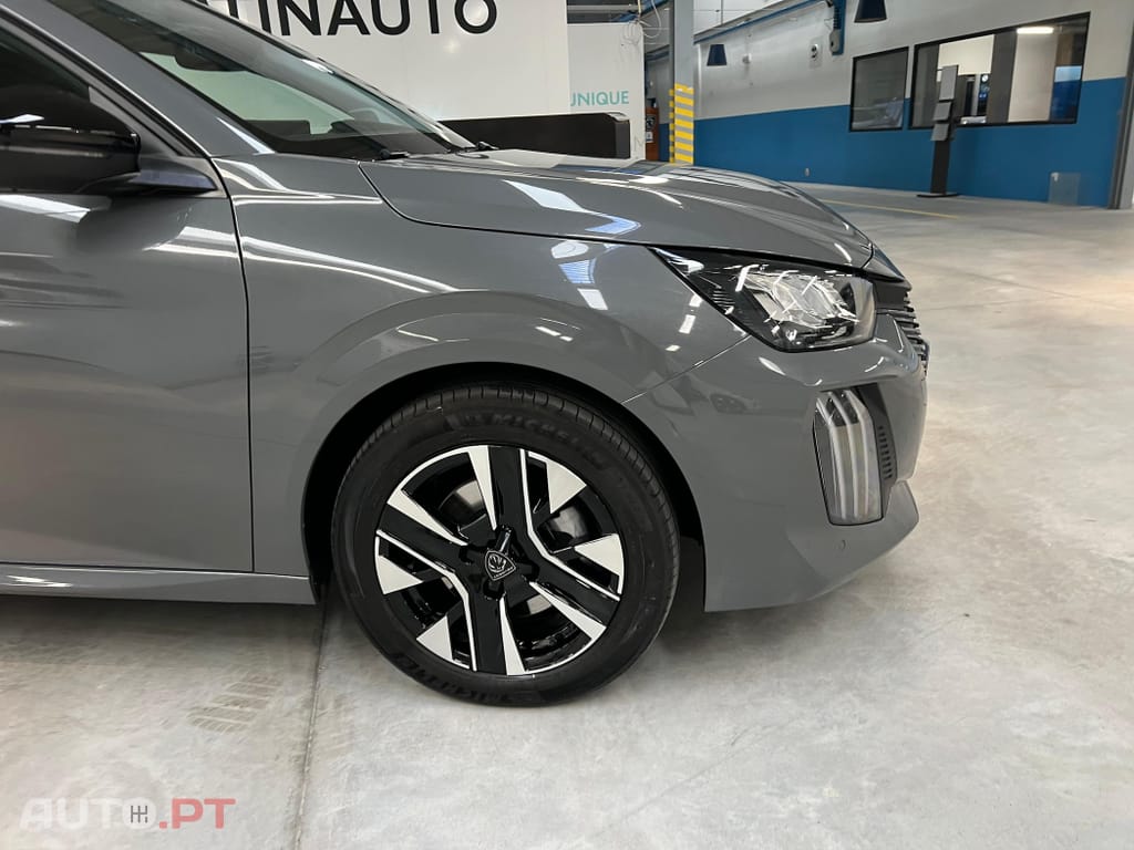 Peugeot 208 1.2 Hybrid Allure e-DCS6