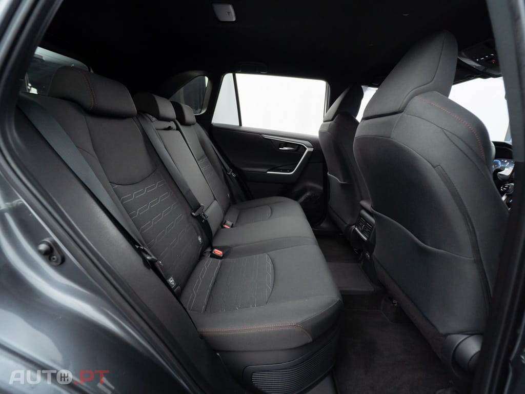 Toyota RAV4 2.5 HDF Plug-in Comfort AWD-i