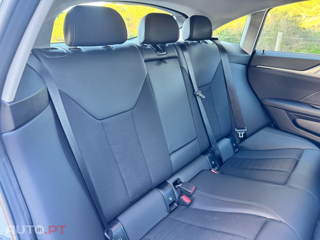 BMW i4 eDrive40 Desportiva M