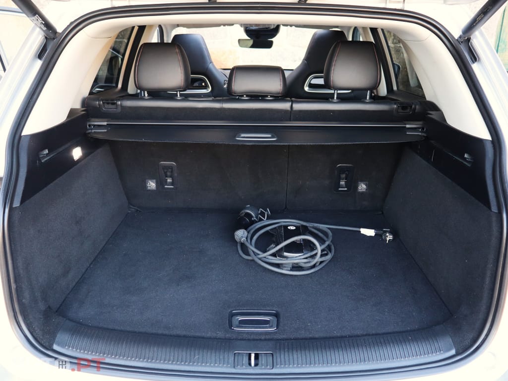 MG EHS 1.5 T-GDI Plug-in Hybrid Luxury