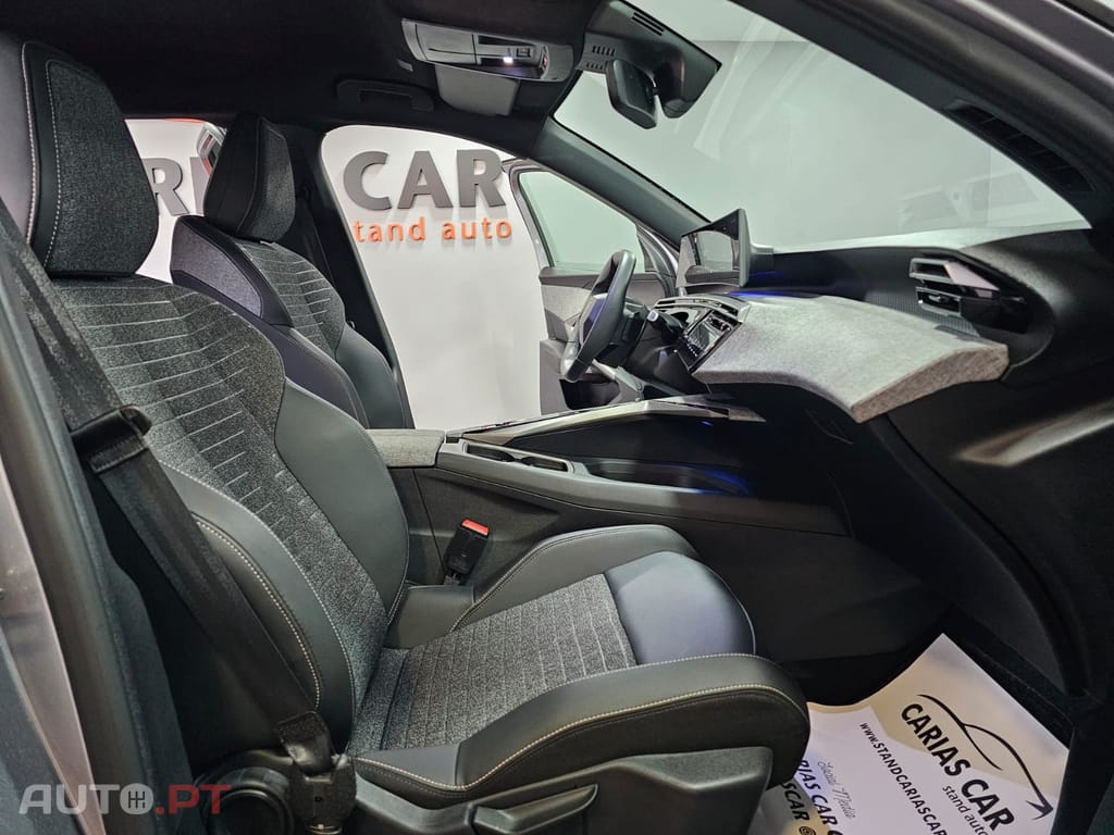 Peugeot 3008 1.2 Hybrid Allure e-DCS6