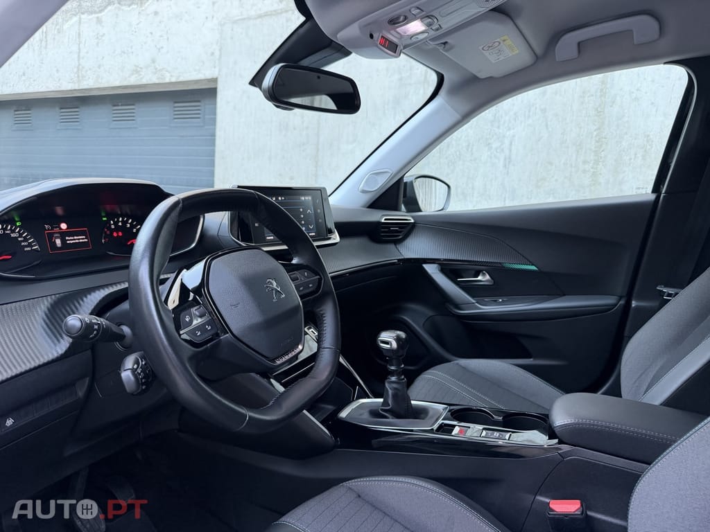 Peugeot 2008 1.5 BlueHDi Allure Pack