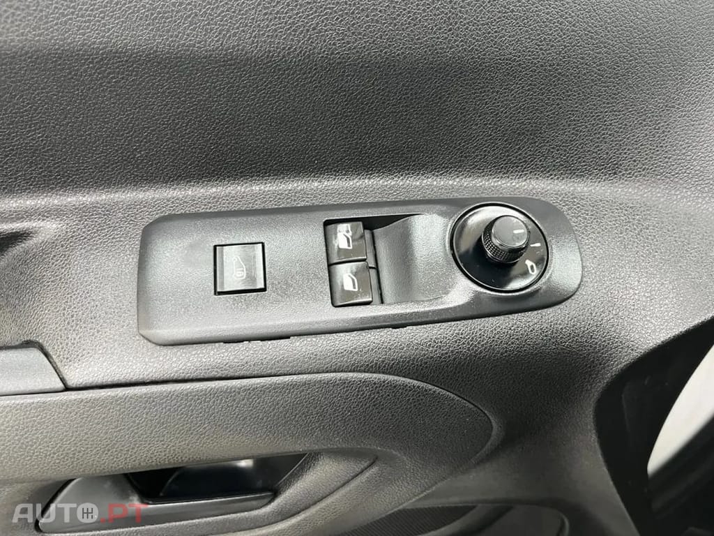 Peugeot Partner 1.6 Bluehdi 75Cv *GPS