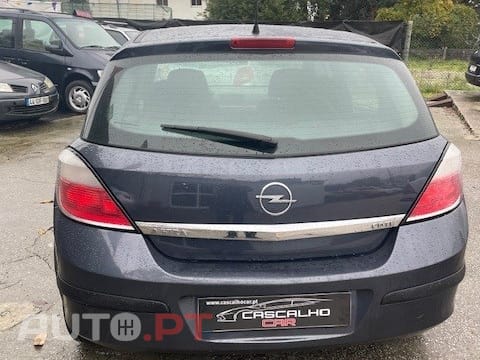 Opel Astra 1.3 CDTi Elegance