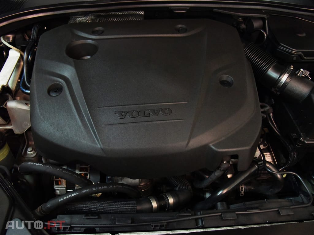 Volvo XC70 2.0 D4 Momentum Geartronic