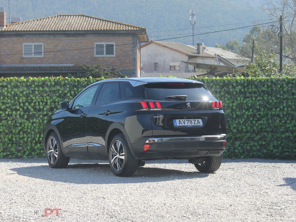 Peugeot 3008 1.5 BlueHDi Allure