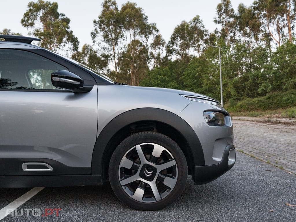 Citroen C4 Cactus 1.2 PureTech Shine
