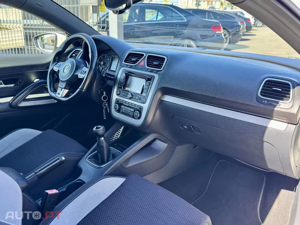 Volkswagen Scirocco 2.0 TDI R-Line