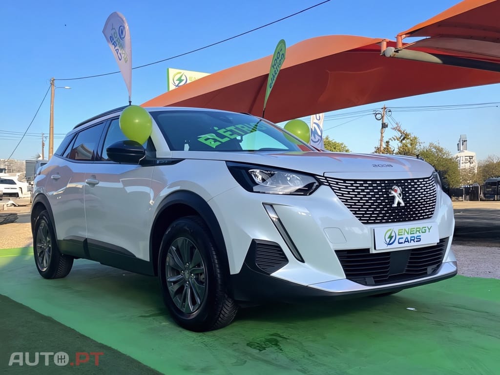 Peugeot E-2008 50 kWh Style