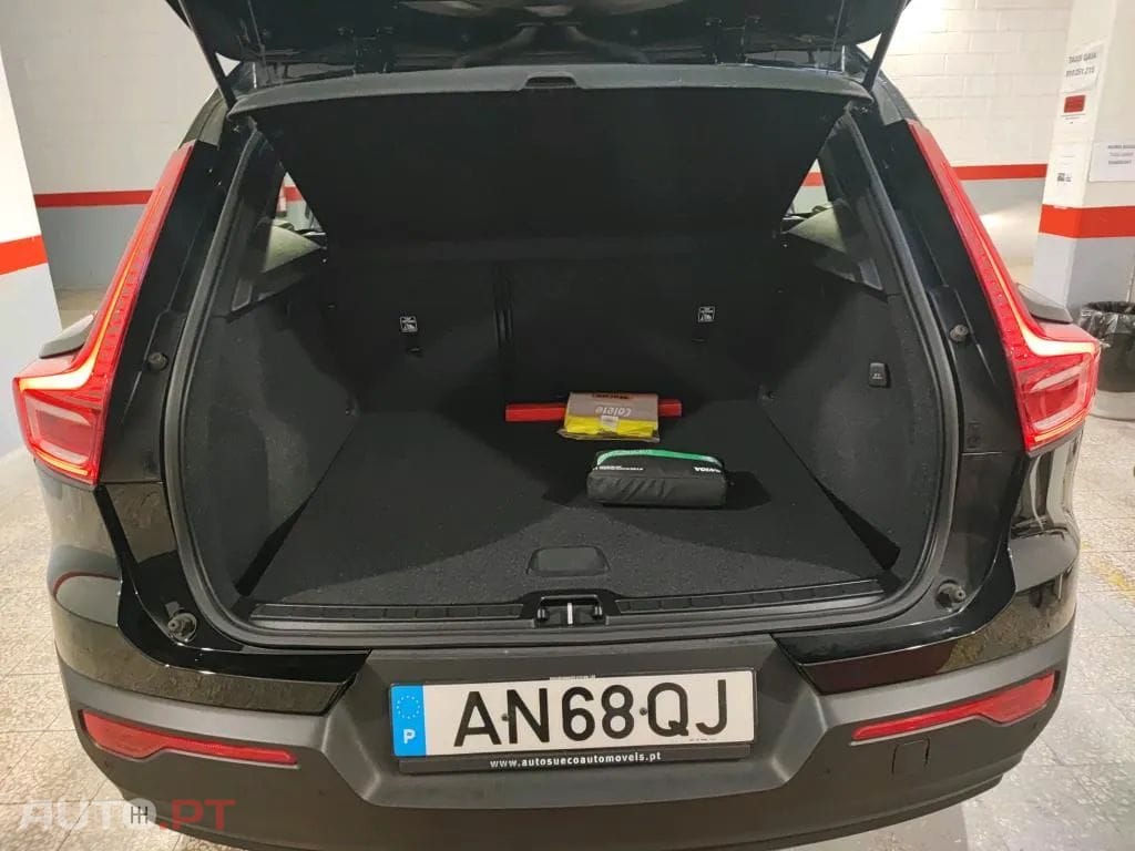 Volvo XC40 1.5 T2 Momentum Core