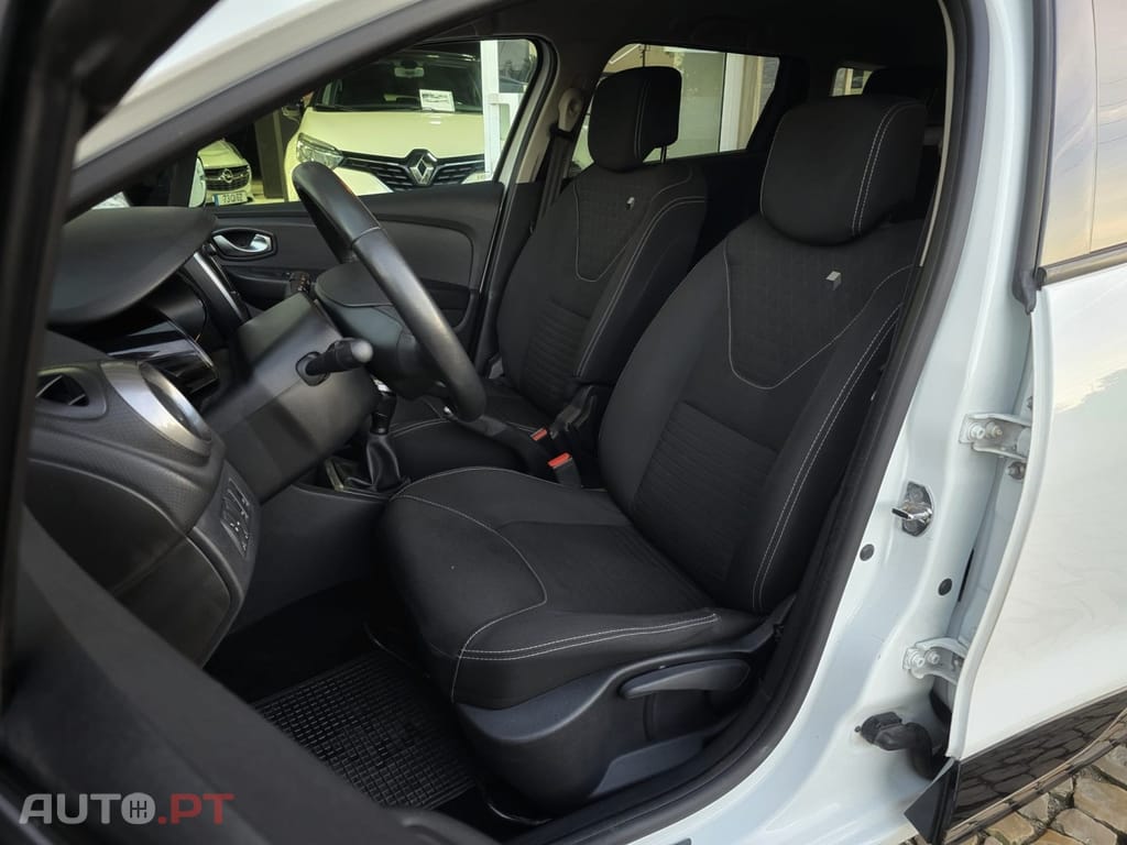 Renault Clio Sport Tourer 0.9 TCe Limited