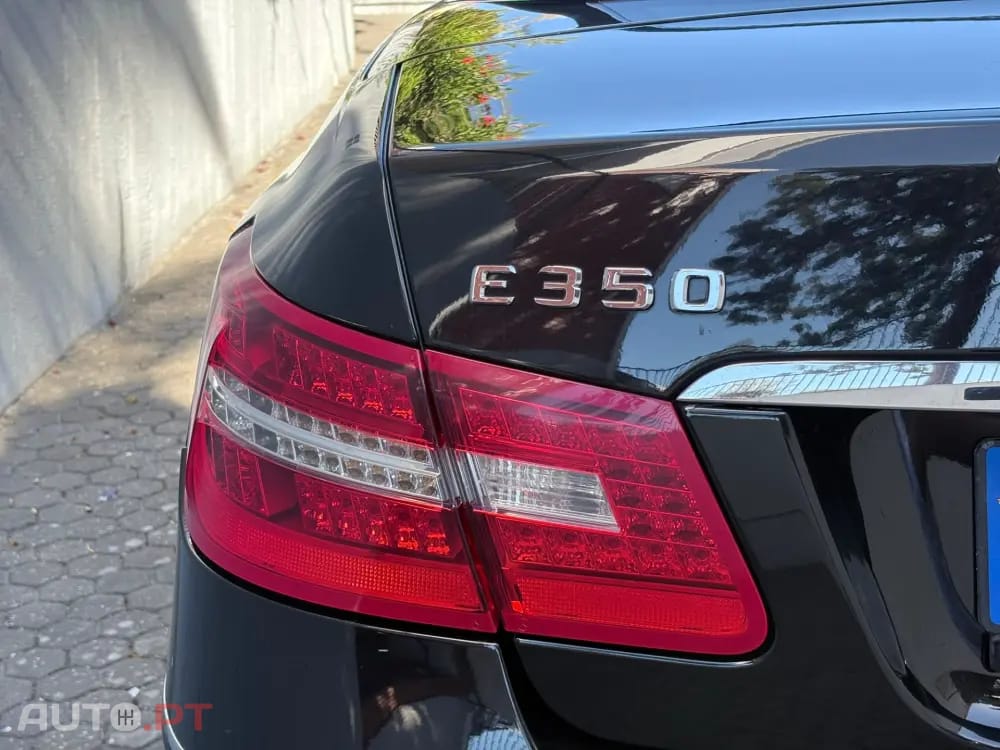 Mercedes-Benz E 350 CGi Avantgarde BlueEfficiency Auto