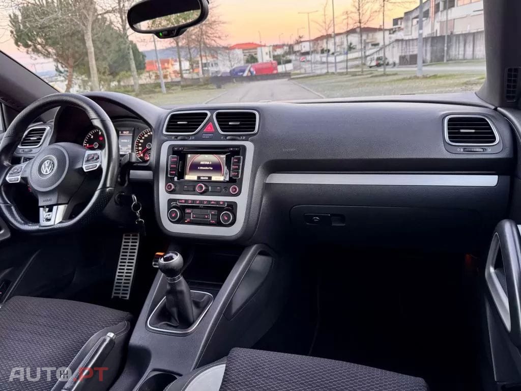 Volkswagen Scirocco 2.0 TDI R-Line