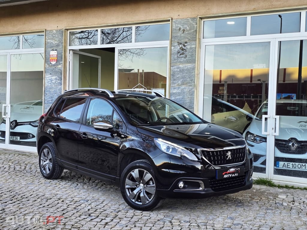 Peugeot 2008 1.2 PureTech Style