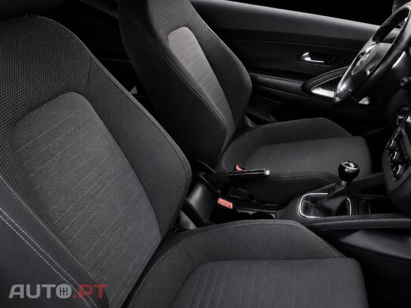 Volkswagen Scirocco 2.0 TDI Sport