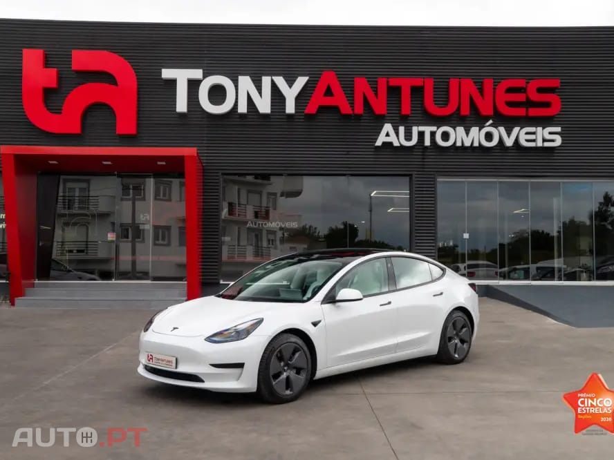 Tesla Model 3 Standard Range Plus RWD