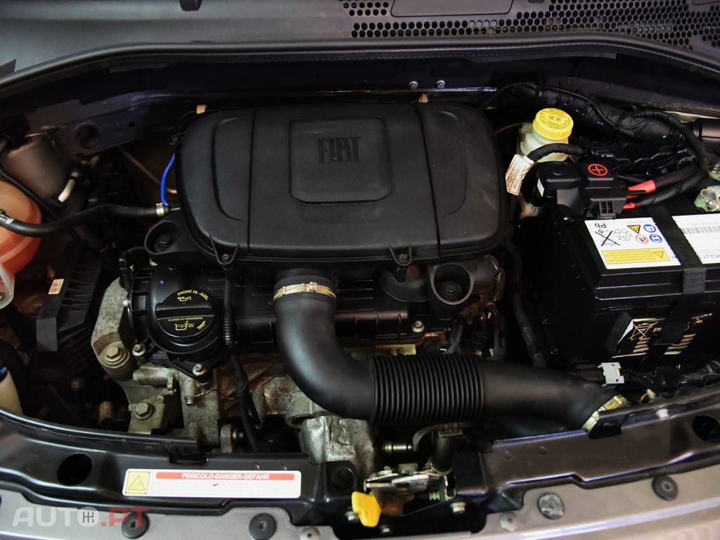 Fiat 500C 1.0 Hybrid Connect