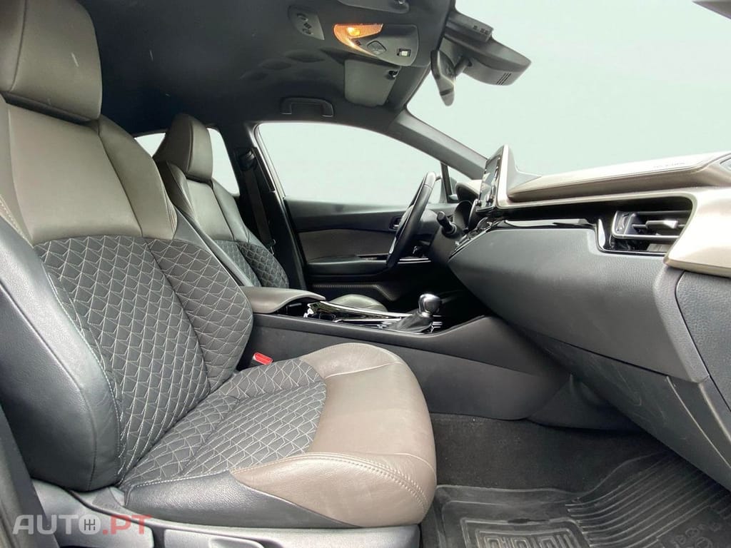 Toyota C-HR 1.8 Hybrid Exclusive