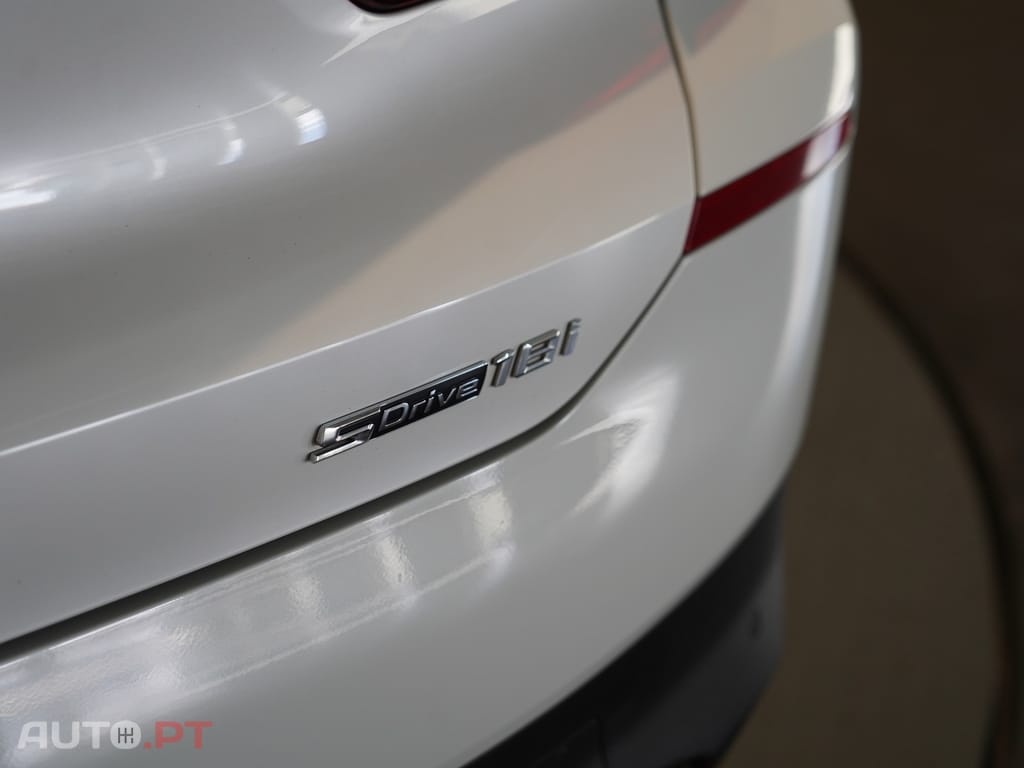 BMW X2 18 i sDrive Auto