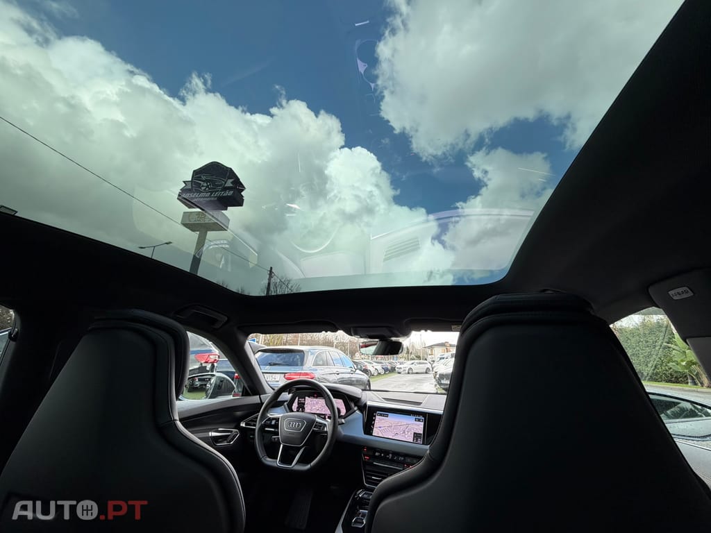 Audi E-Tron GT quattro