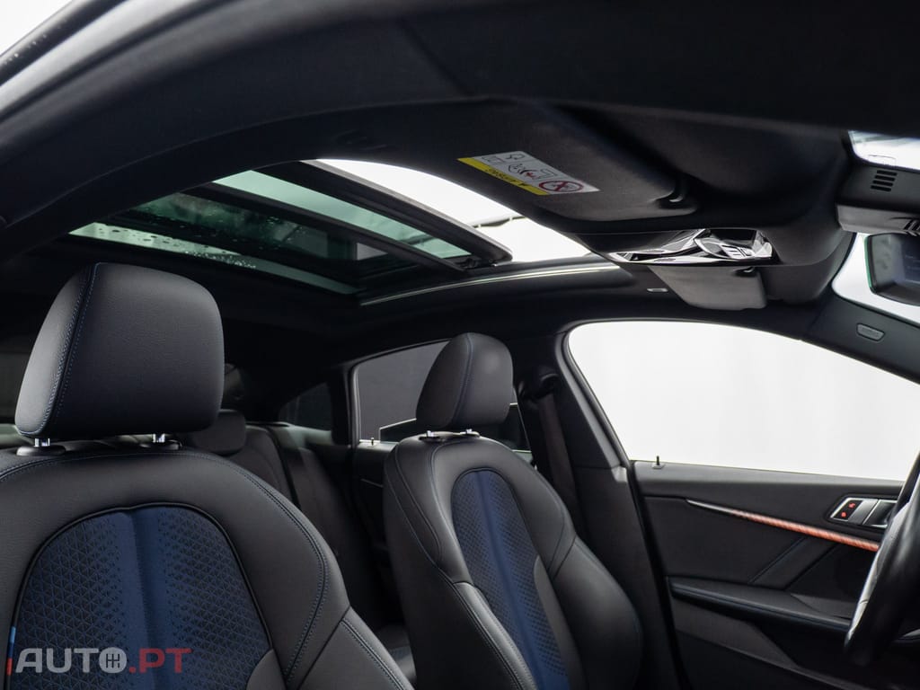 BMW 216 d Pack Desportivo M