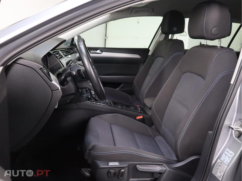 Volkswagen Passat GTE Plug-in Variant