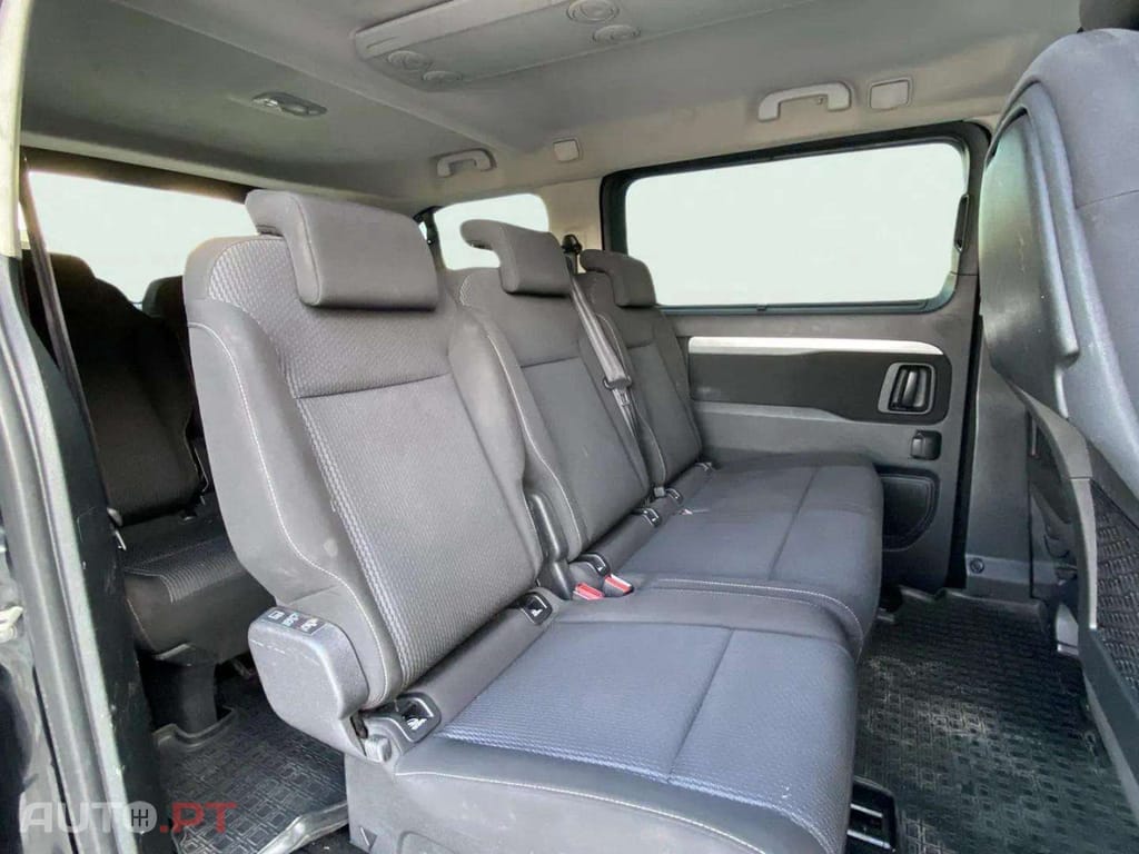 Peugeot Traveller 2.0 BlueHDi L2H1 Active Standard EAT8