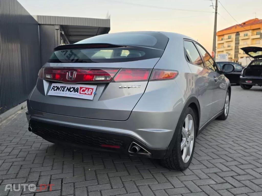 Honda Civic 1.8 Sport