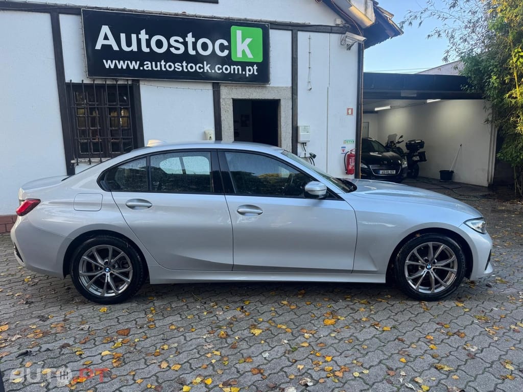 BMW 318 d Line Luxury Auto