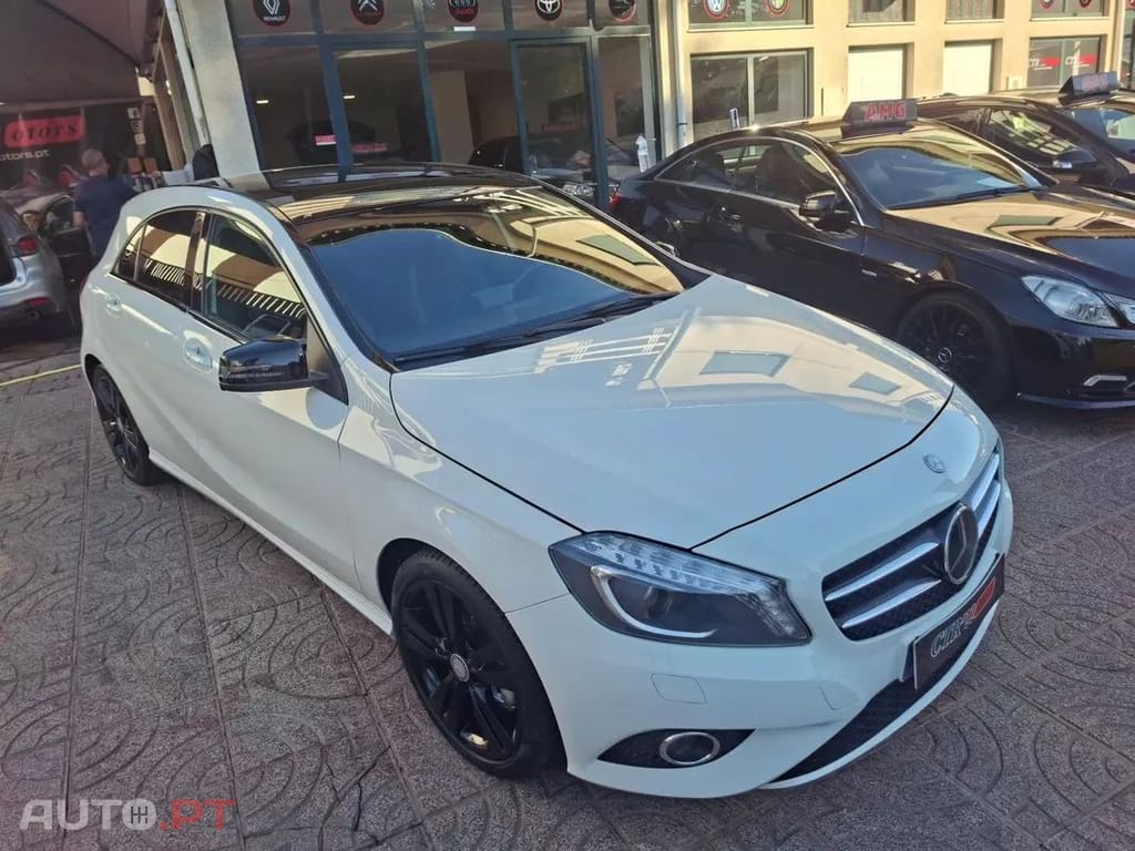 Mercedes-Benz A 200  Cdi 4matic 7g  Dct Streetstyle