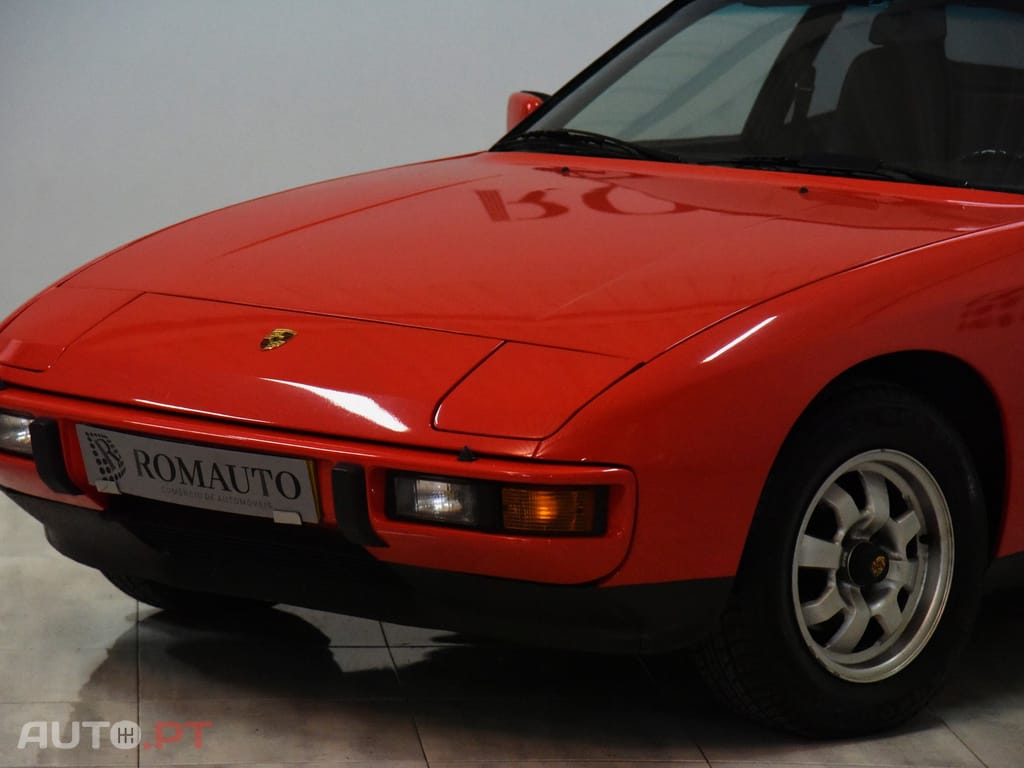 Porsche 924 COUPE 2.0