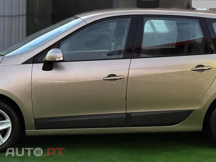 Renault Grand Scénic 1.5 dCi Dynamique S 7L