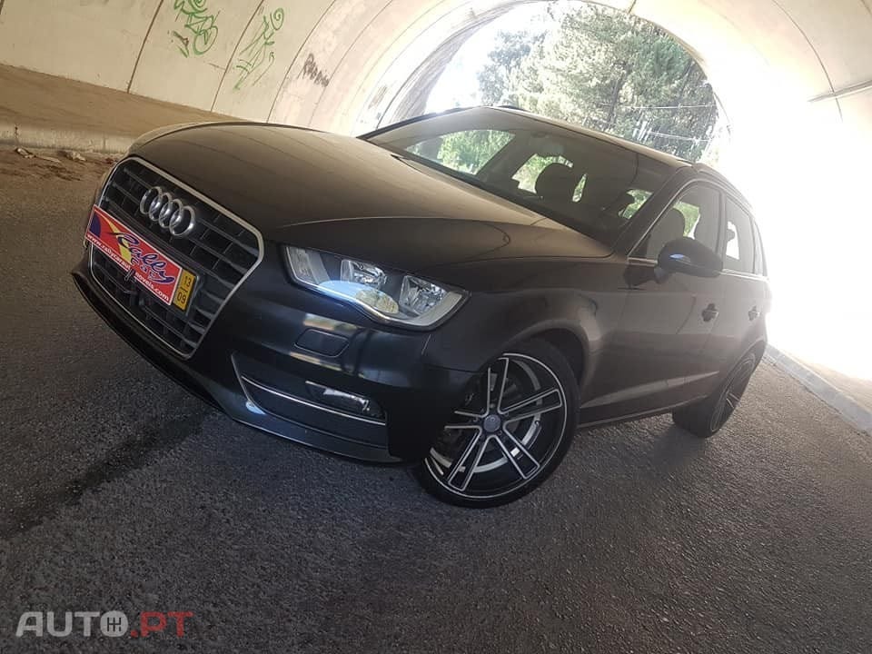 Audi A3 Sportback 2.0 TDI Advance S tronic 119g