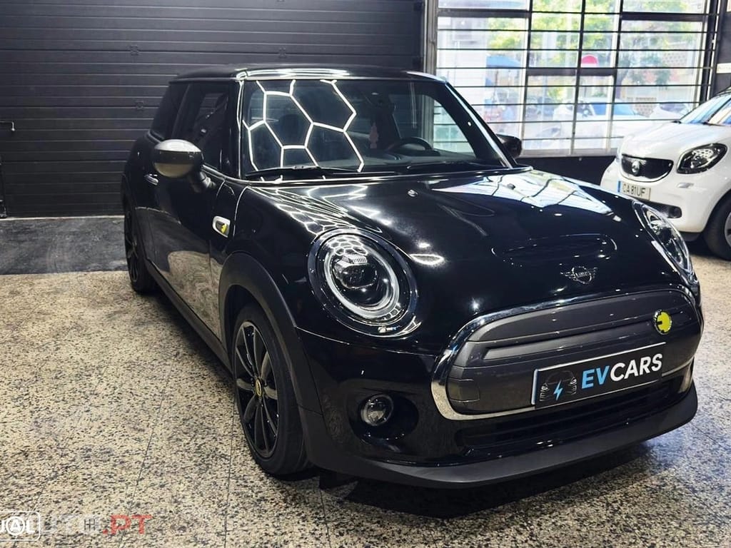 MINI Cooper Cooper SE