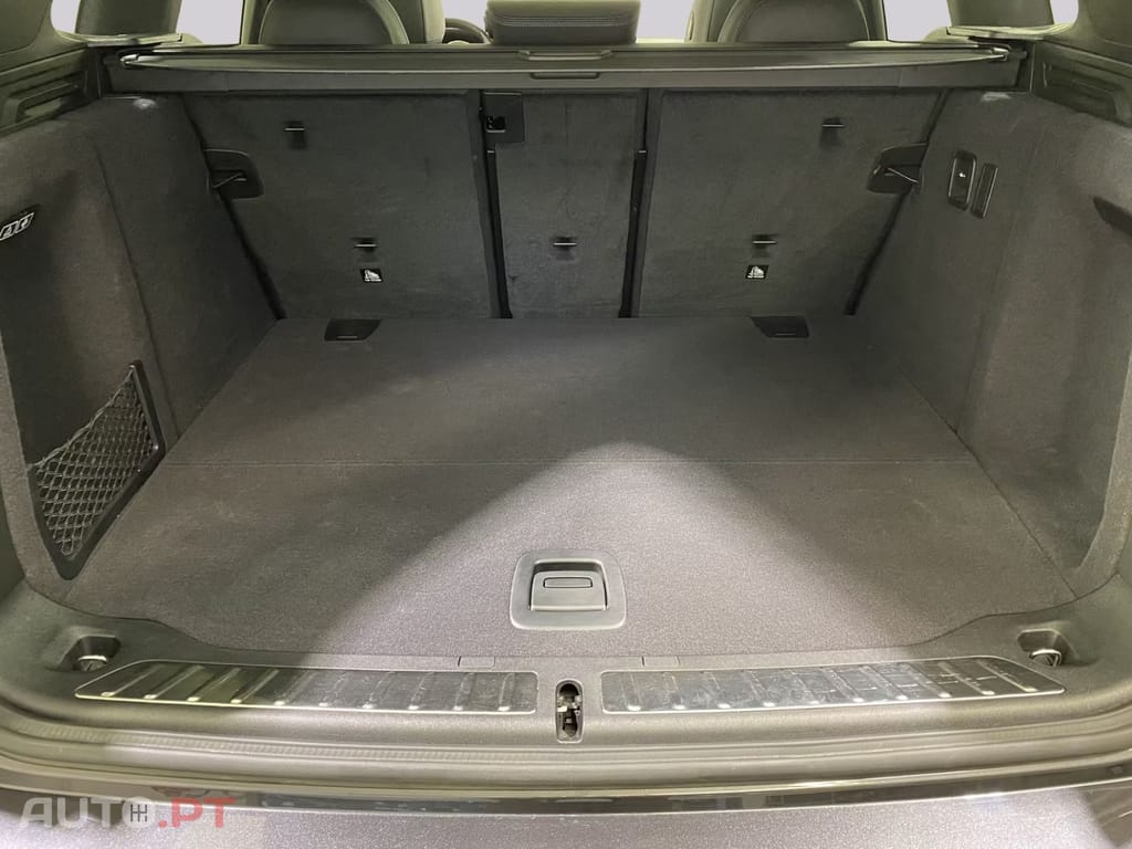 BMW iX3 M Sportpaket Impressive I.V.A DEDUTÍVEL 