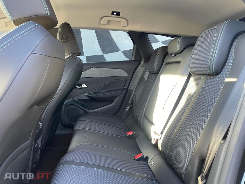 Peugeot 308 SW 1.2 PureTech Allure EAT8