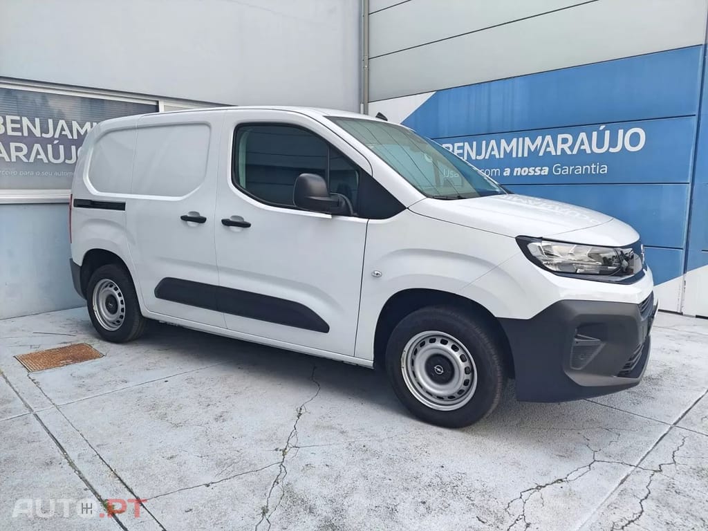 Opel Combo  L1 1.5 Bluehdi 100cv
