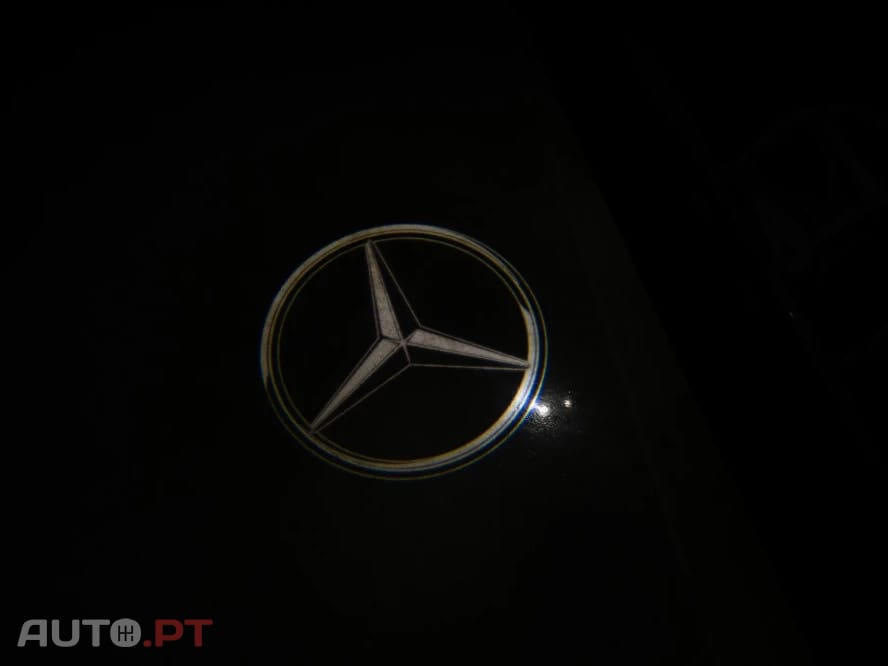 Mercedes-Benz E 300 9G-TRONIC AMG Line