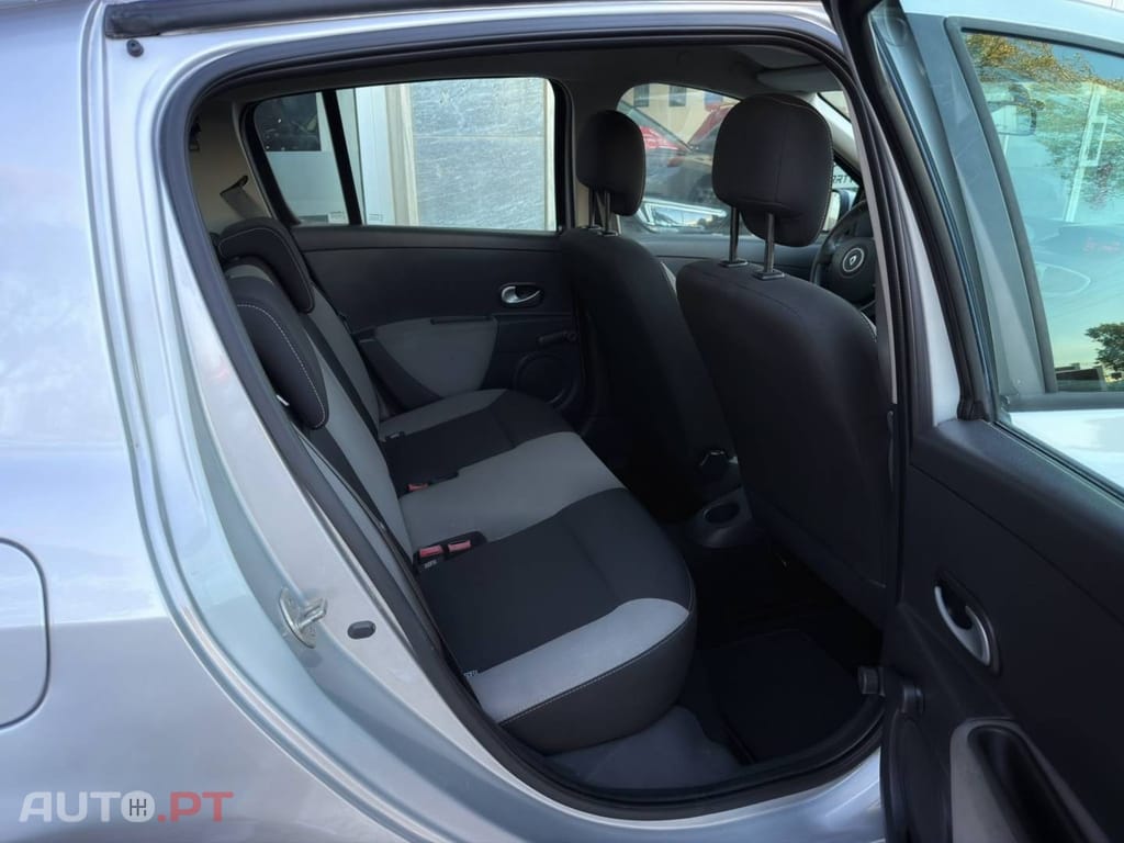 Renault Clio 1.2 16V Dynamique S