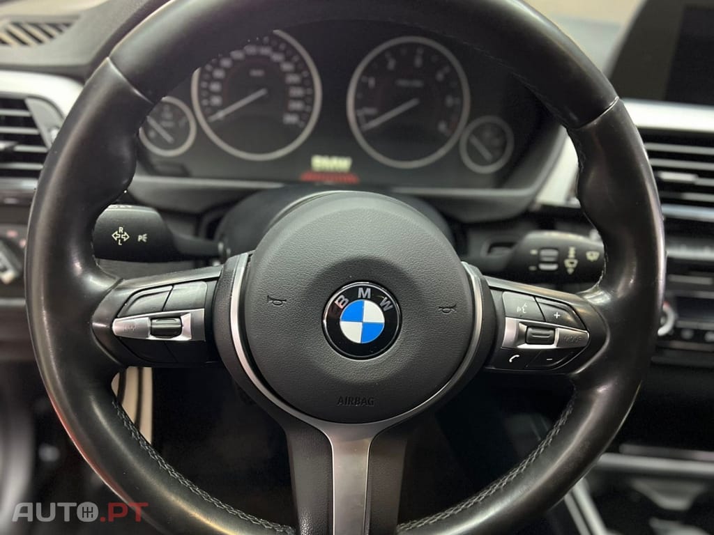 BMW 318 d Touring Pack M