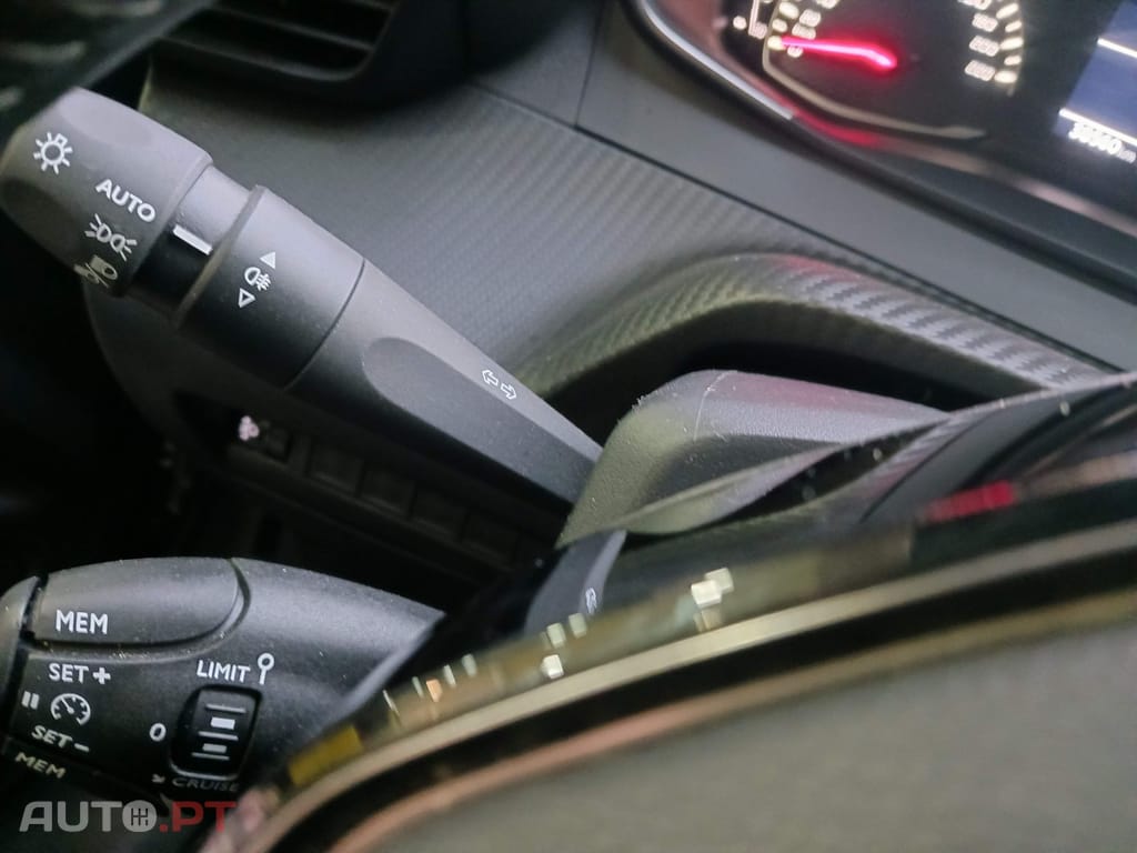 Peugeot 2008 1.2 PureTech Active Pack